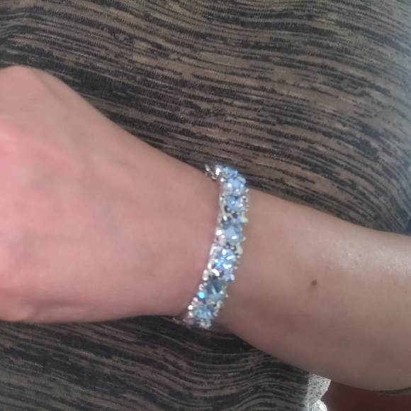 Superb 60s Lisner Hinged Cuff Bracelet Mint - Picture 11 of 11